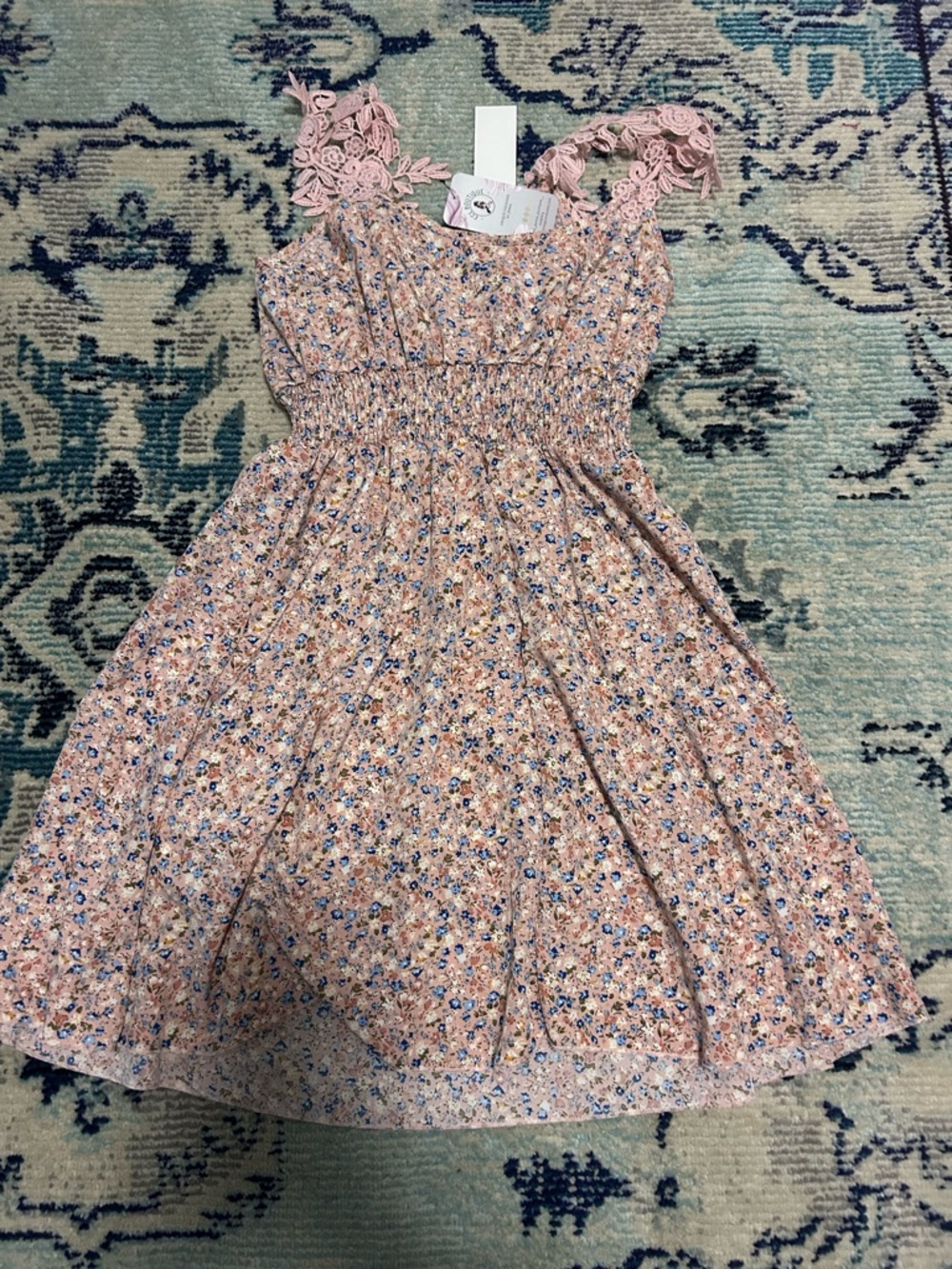 Dress - Picture 2 of 4